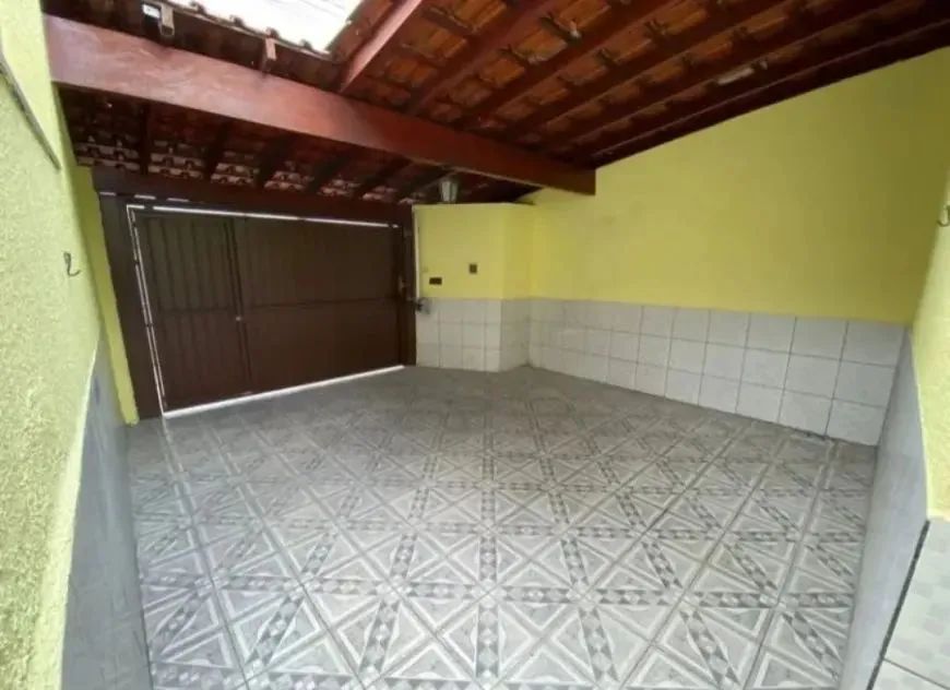 Vende-se casa no p norte 