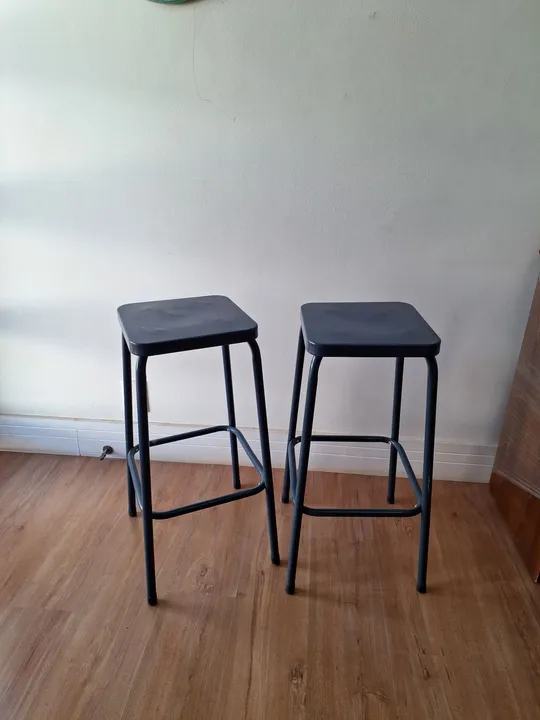 2 Banquetas azuis