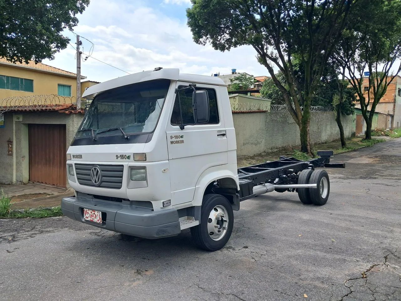 Volkswagen 9150 worker 