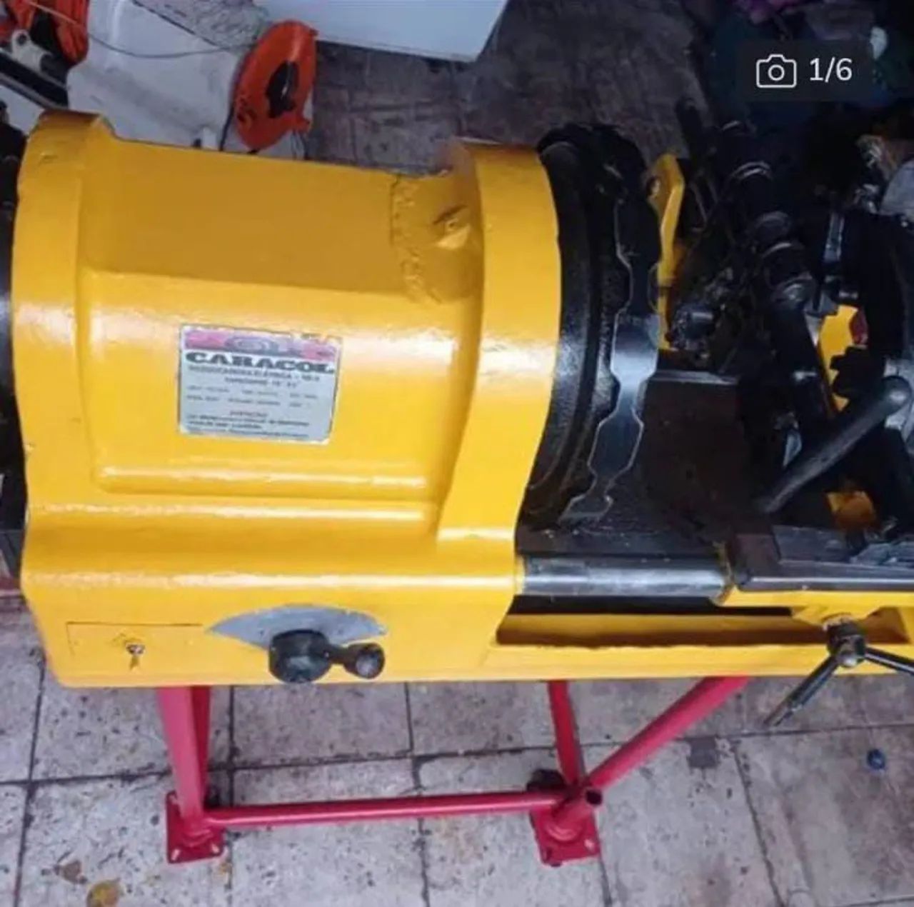 Máquina Rosqueadeira Caracol Ferrari