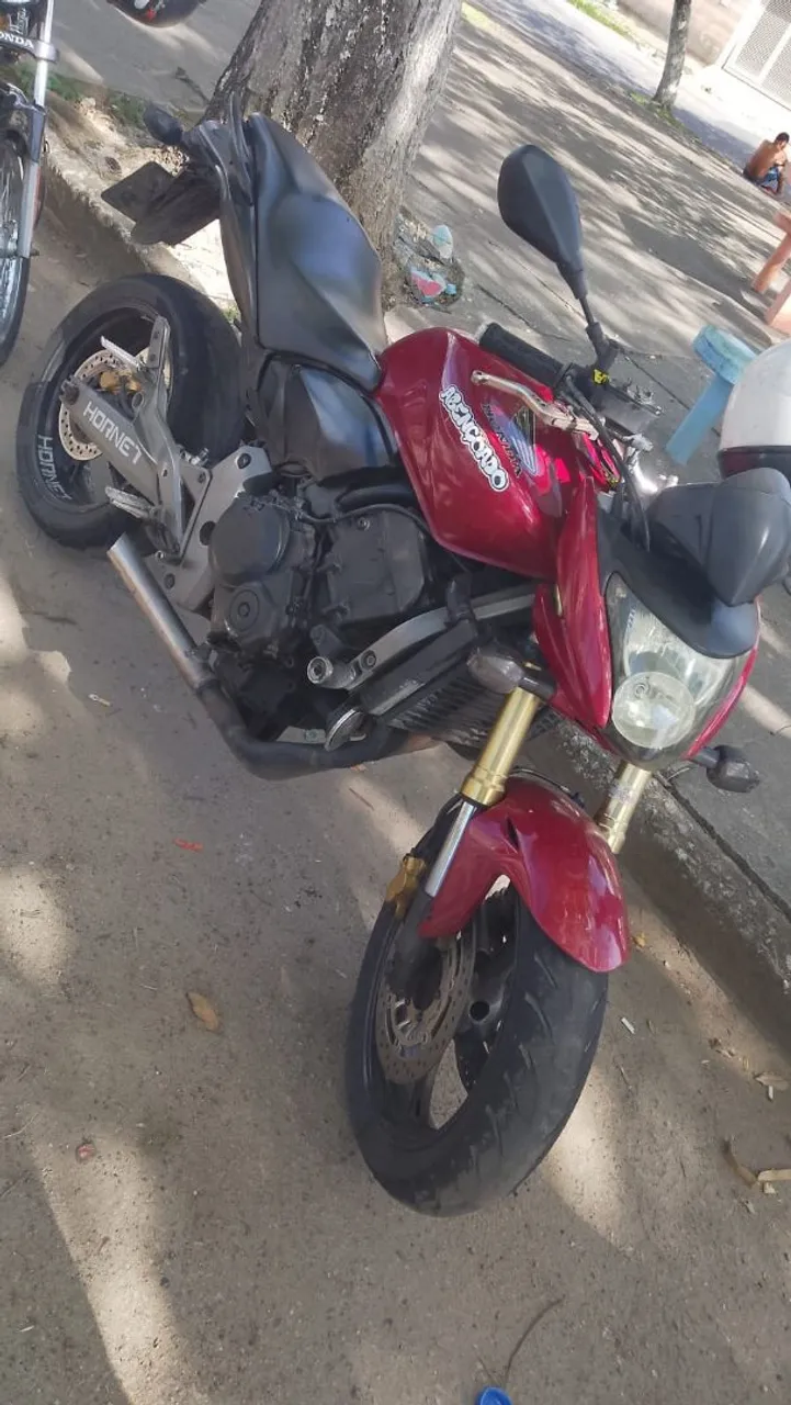 Vendo Hornet 600 injeção 2008