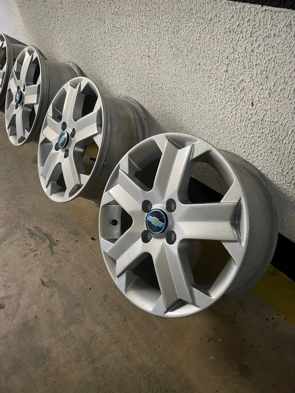 Rodas de liga leve aro 15 Montana/Agile Sport  - Foto 5