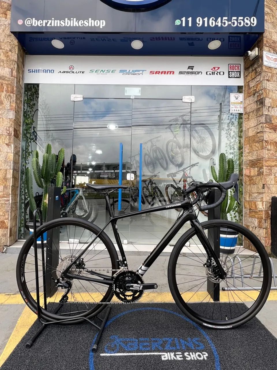 SPEED CANNONDALE SYNAPSE CARBONO 51 - SHIMANO 105 2x11V - FREIOS A DISCO HIDRÁULICOS  
