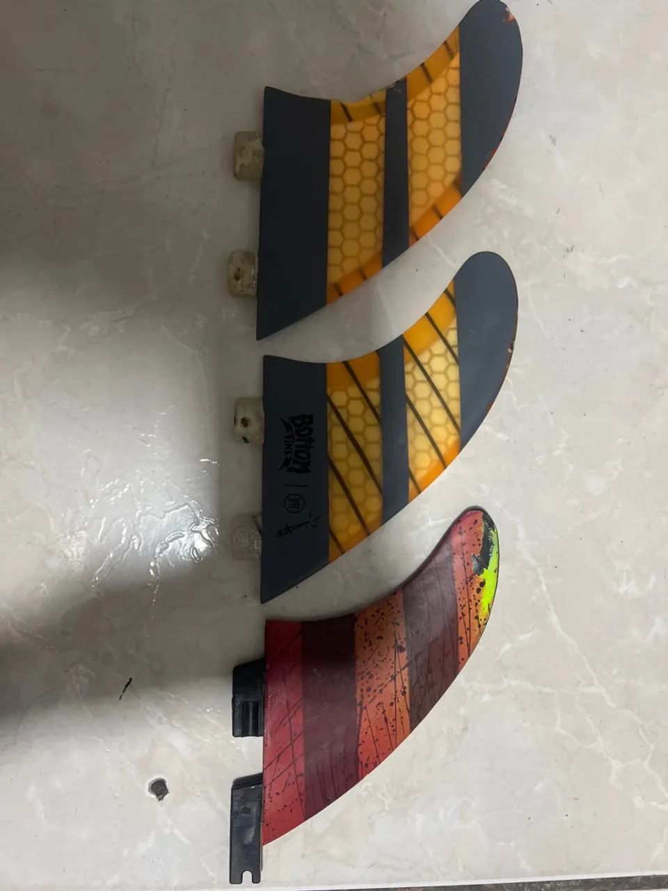 Jogo de quilhas fibra de vidro e full carbon  - Foto 2