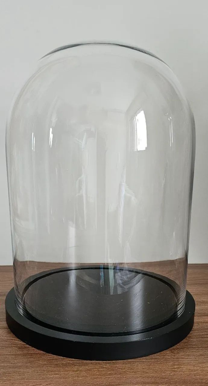 Cúpula de vidro com base preta para decoração - Foto 5
