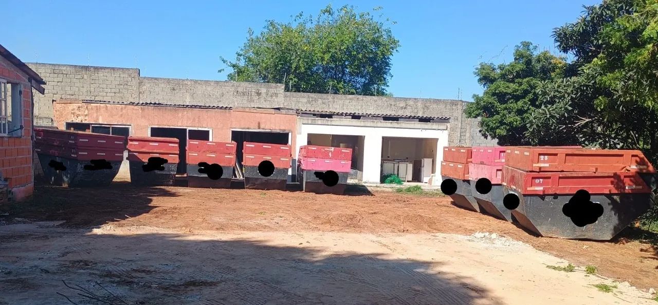Caçambas de 7 metros cúbicos usada bom estado 