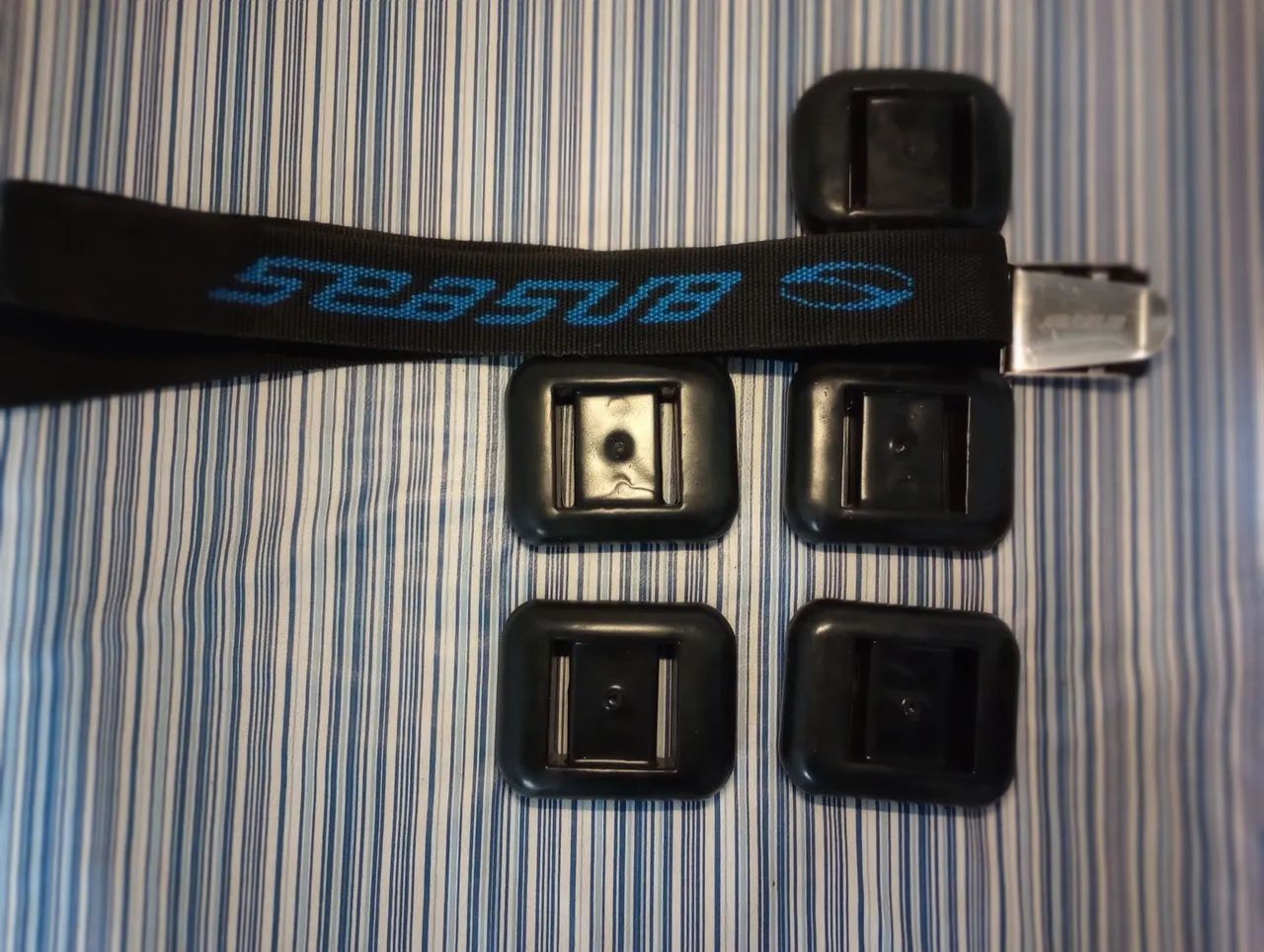 Kit de Pesos para Mergulho com Cinto - Foto 5