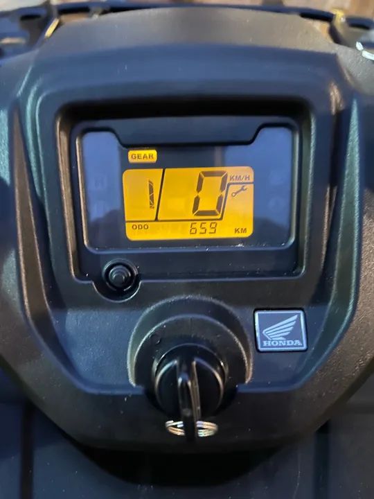Quadriciclo Honda Fourtrax 4x4 2024 700km  - Foto 6