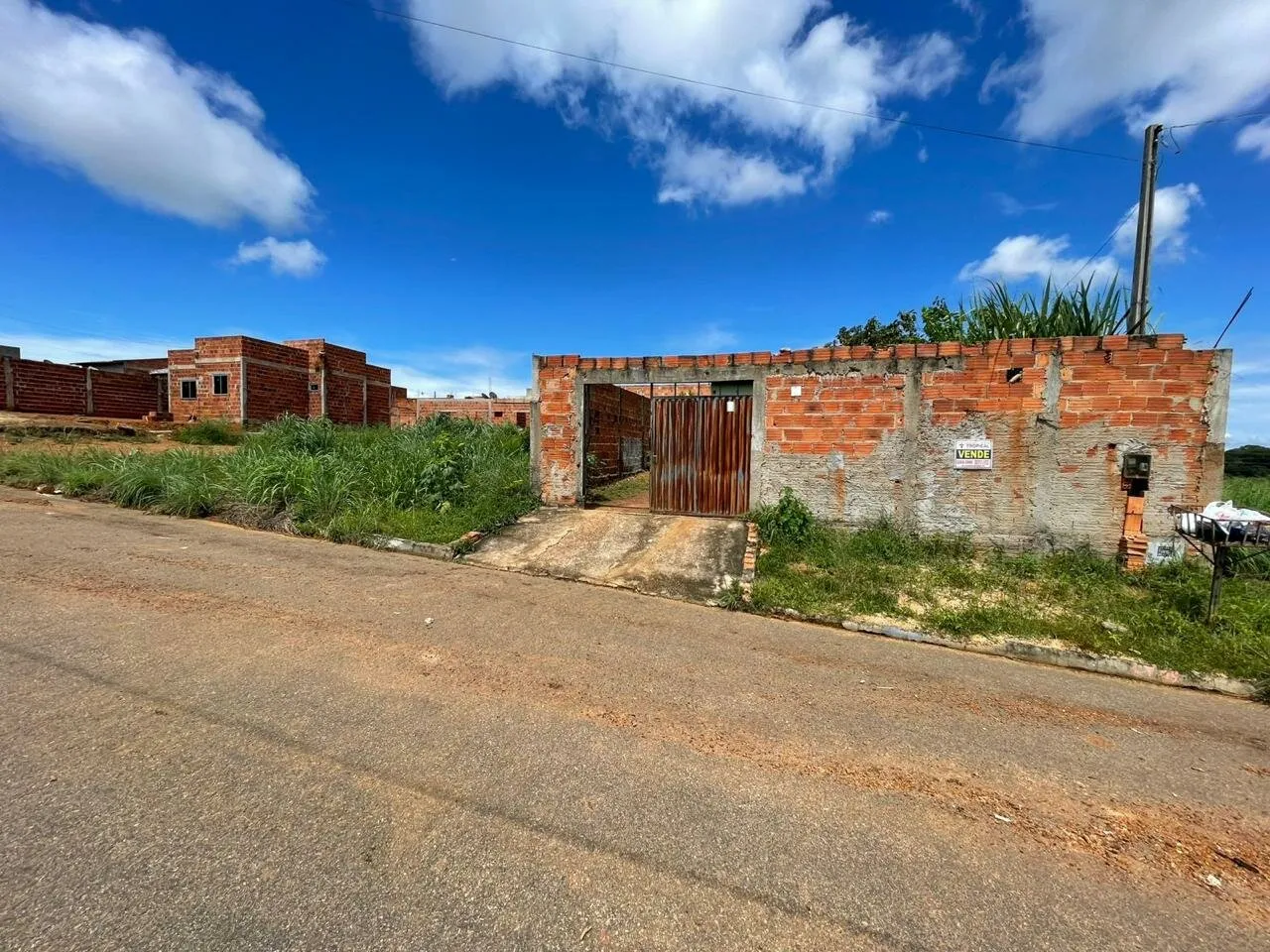 Vende-se casa no setor Jardim Aeroporto, Porto Nacional-TO