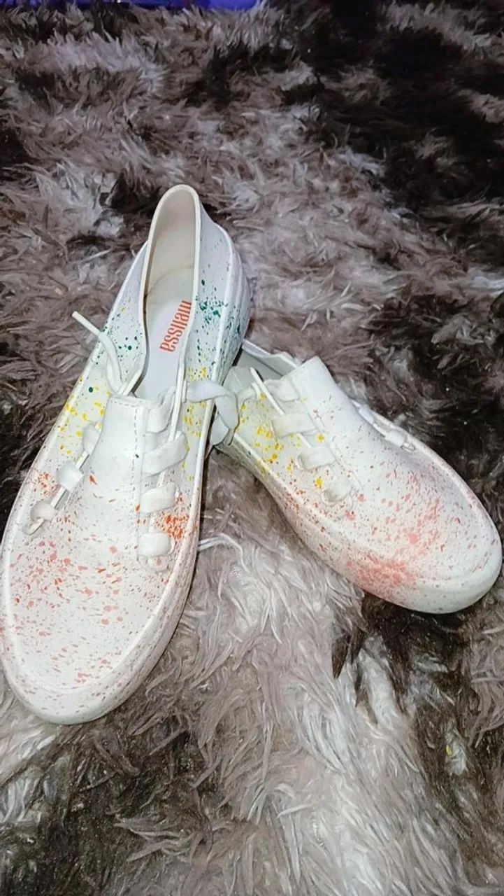 Tênis melissa Branco com Detalhes Coloridos - Foto 2