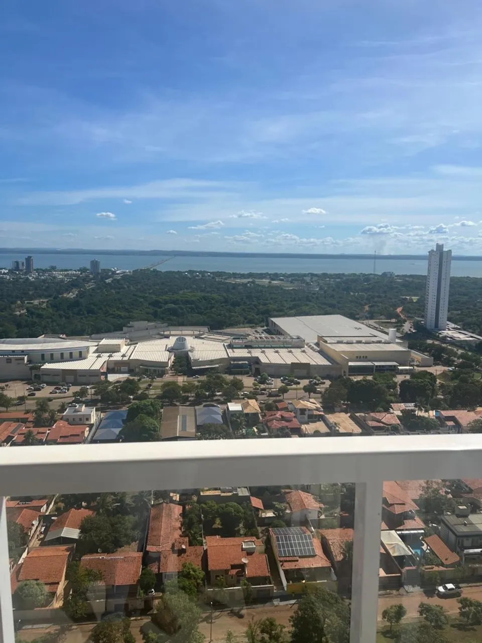 Venha morar no Residencial ROYAL. Apto c/ 2 quartos e a melhor vista de Palmas