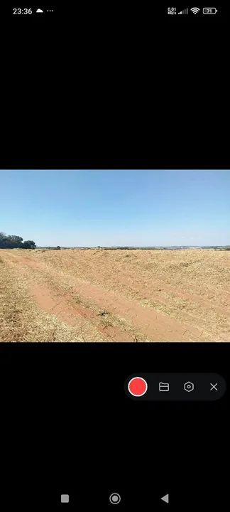 Fazenda Arrendamento 4.100hect Reg. Chapadão do sul MS. <br>Chapadão do Sul<br>· Argila 18/25 - Foto 2