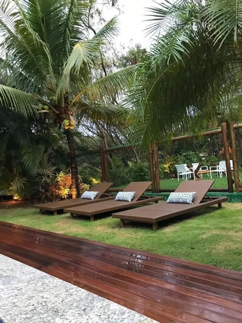 Apresentamos uma esplêndida casa à venda no exclusivo Condomínio Casas de Praia do Forte. - Foto 2