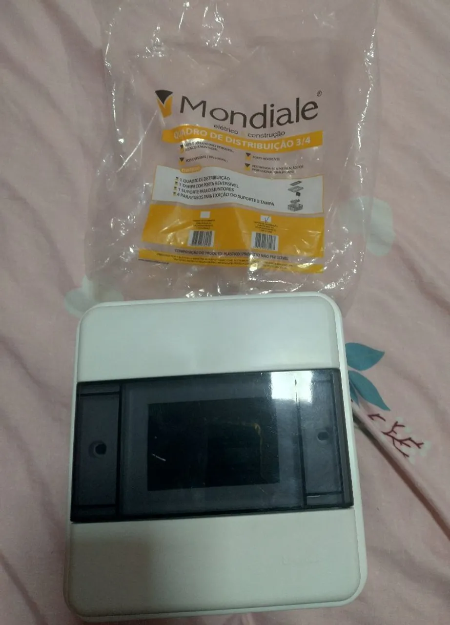 Quadro de Distribuição Elétrica 3/4 - Mondial