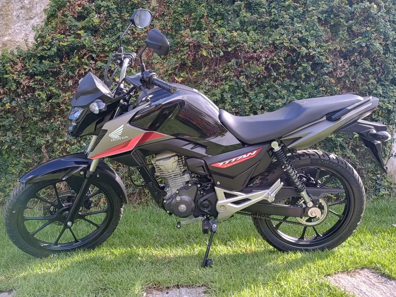 Titan 160 0km