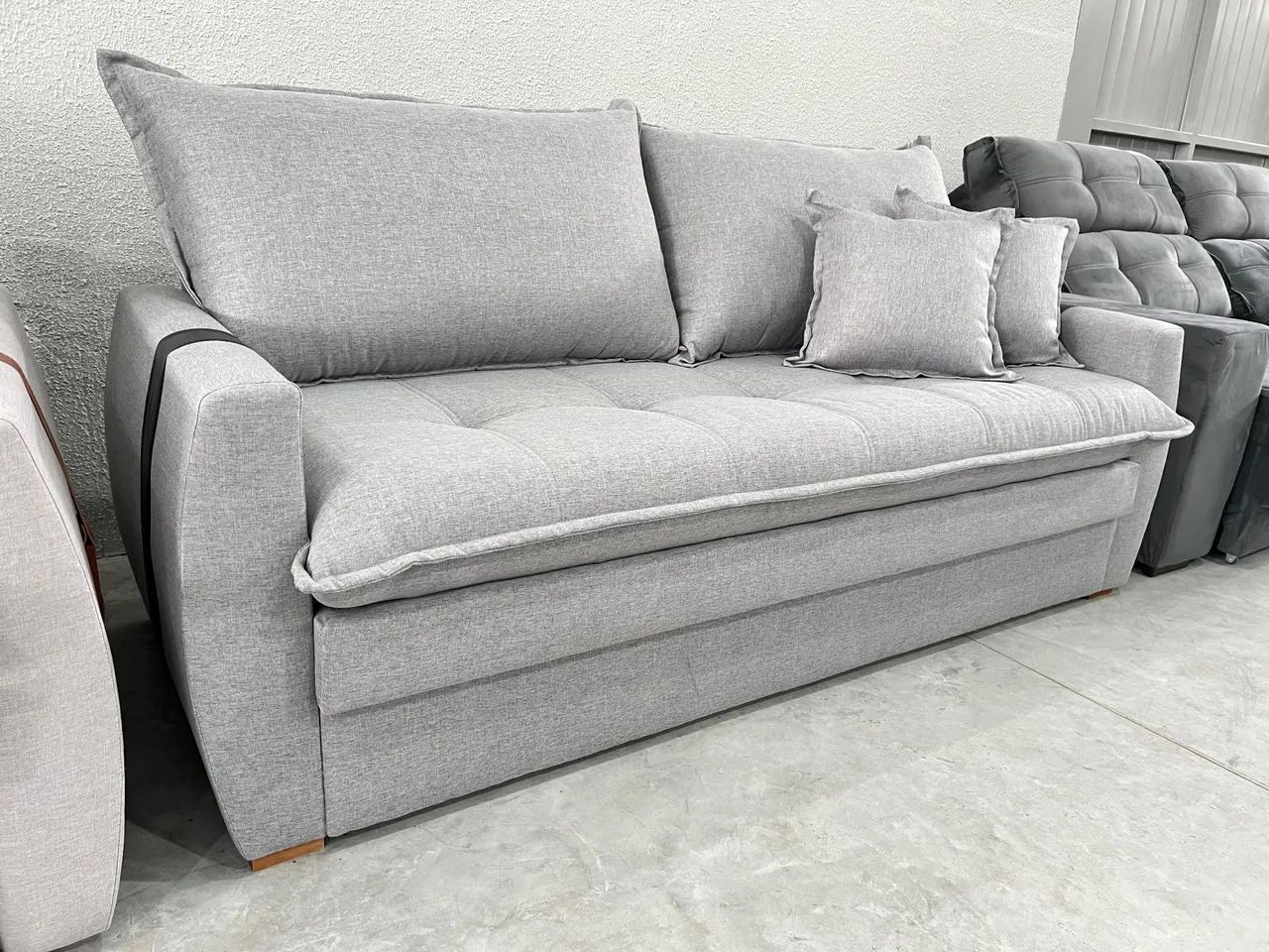 Sofá fixo curvo design moderno com baú  - Foto 2