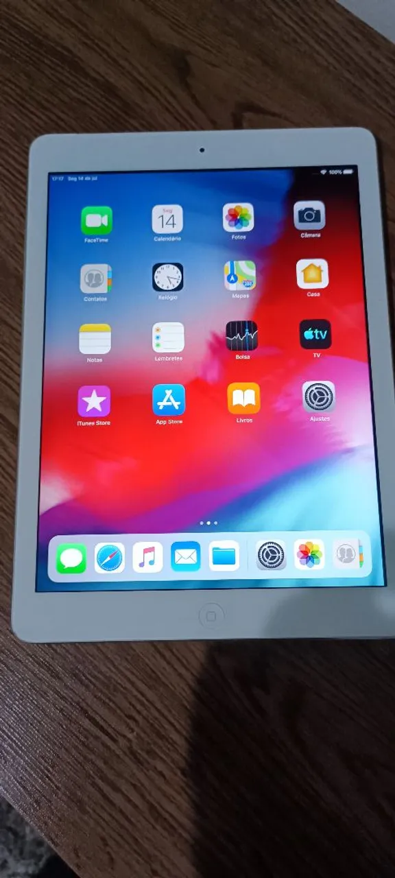 iPad Air 1ª Geração 64GB Wi-Fi + 4G (Desbloqueado) Muito Conservado!