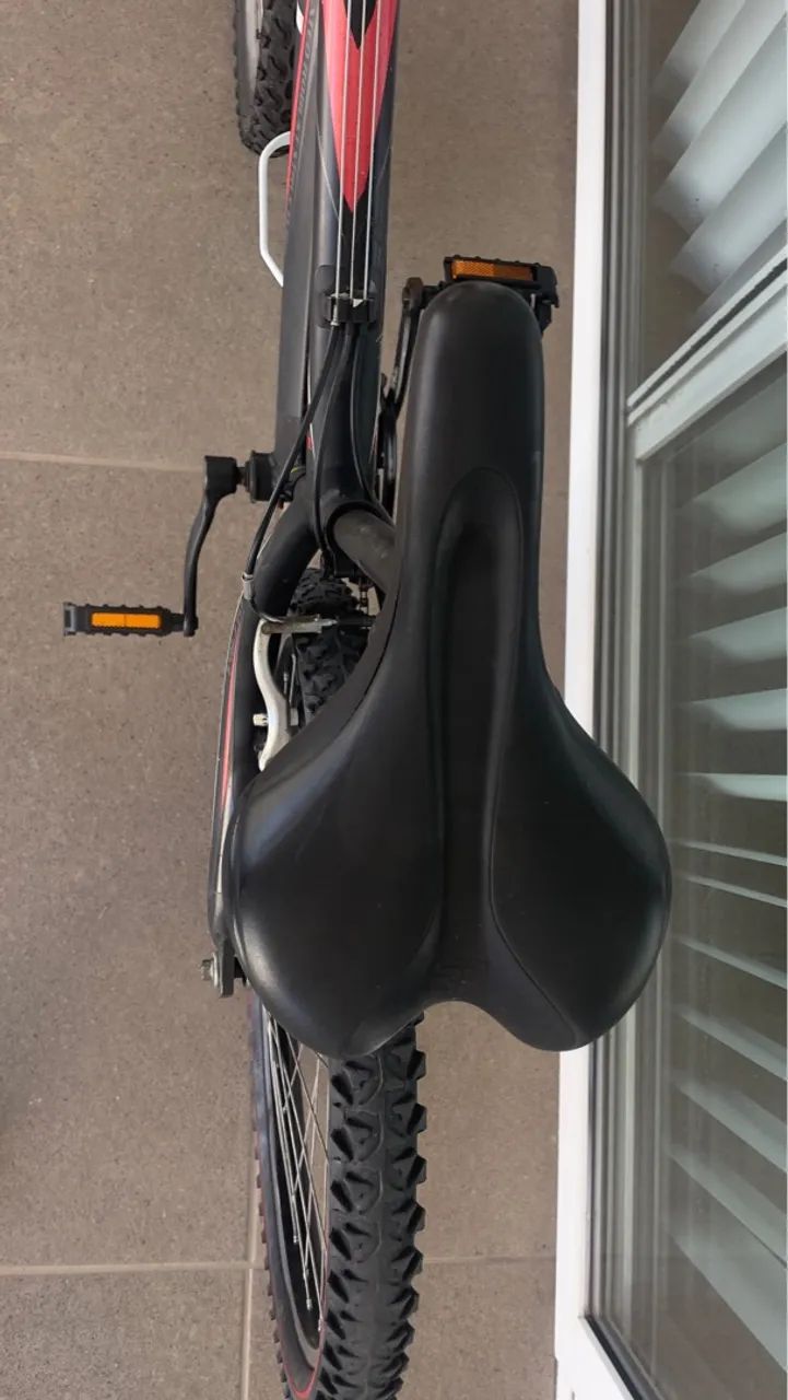 Bicicleta Caloi TRS Aro 26 - MTB + Capacete  - Foto 5