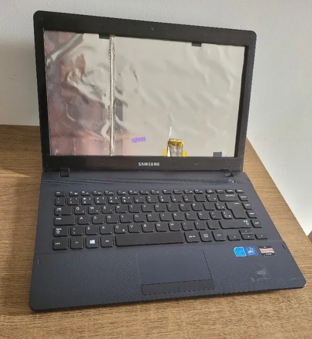 Carcaça Samsung Np275e4e