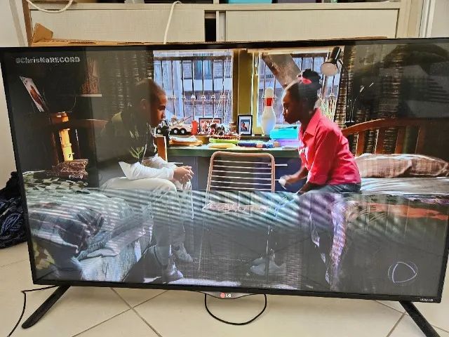 TV LG 4k 42 Polegadas  - Foto 3