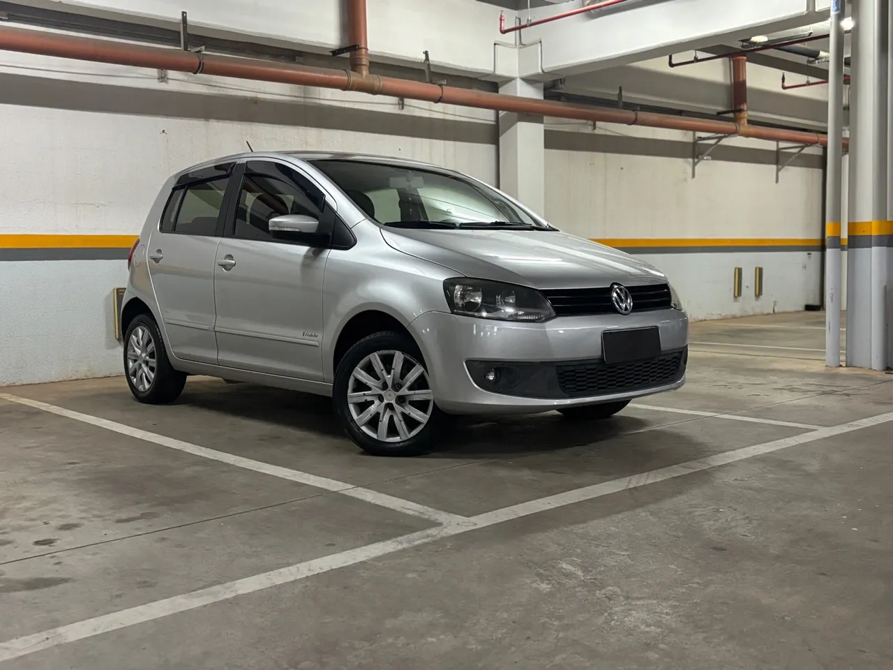 VW Fox Trend 1.6 . Completo