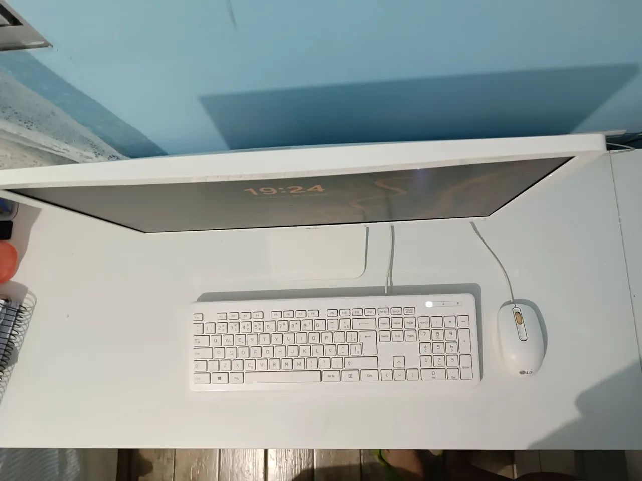 Computador LG All in One branco64842043578753124