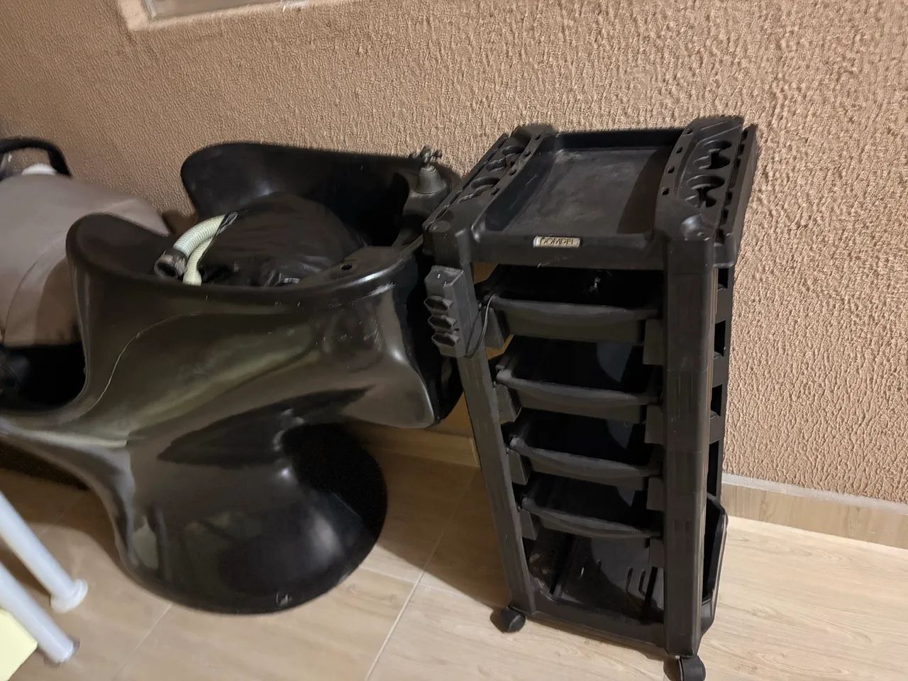 Lavatório + carrinho auxiliar 