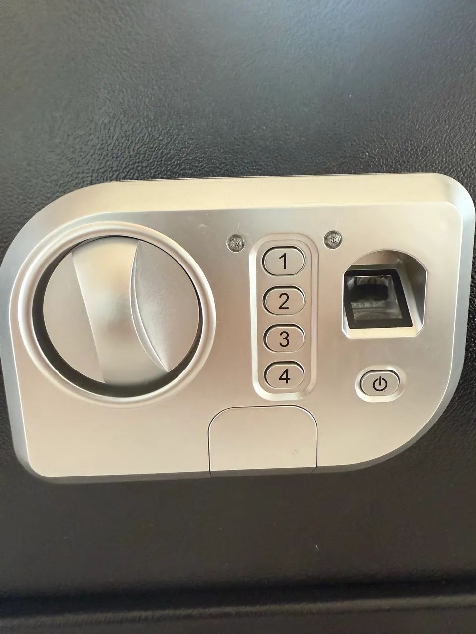 COFRE COM BIOMETRIA E CHAVE  - Foto 4