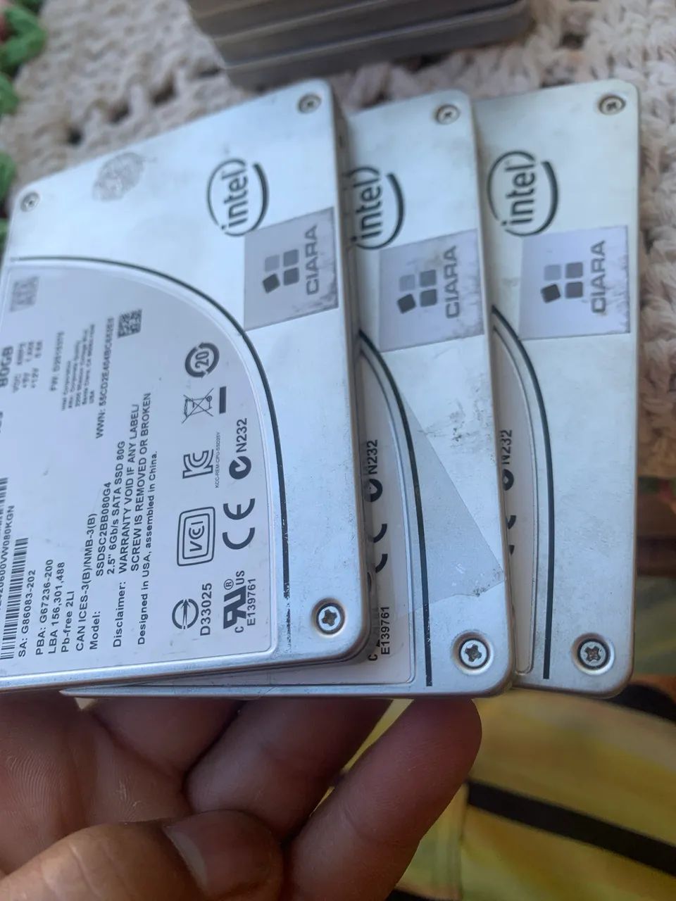 3x SSD DE 80 GB