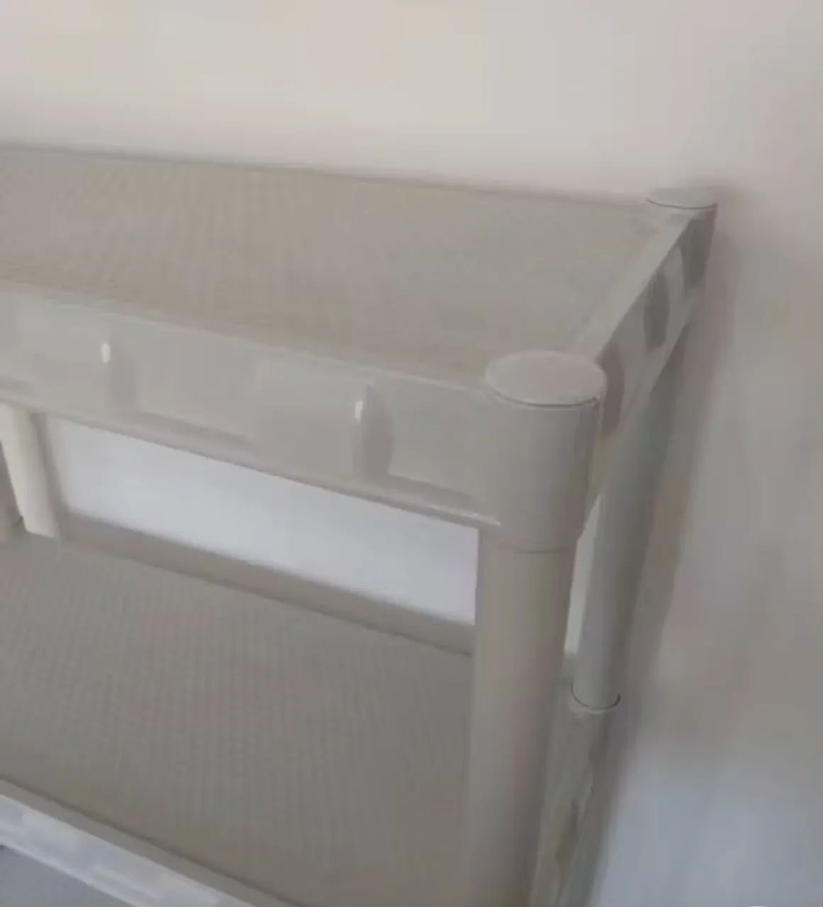 Estante de plástico multiuso USADA DESAPEGO  - Foto 3
