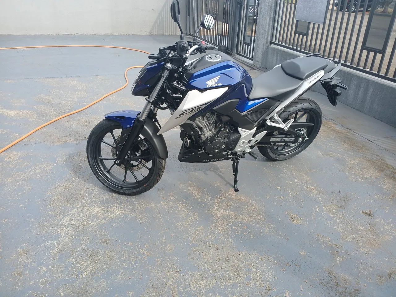 Cb twister300f  - Foto 2