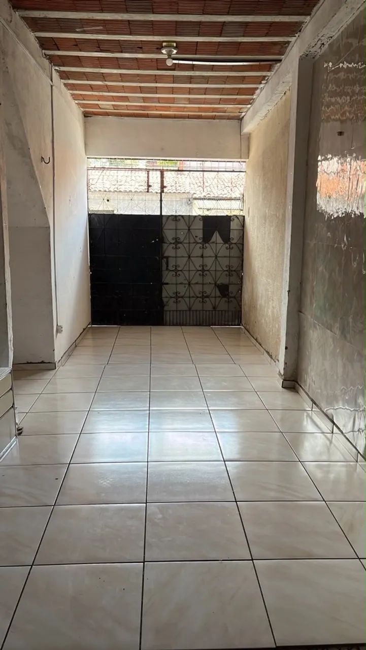 Alugo casa 