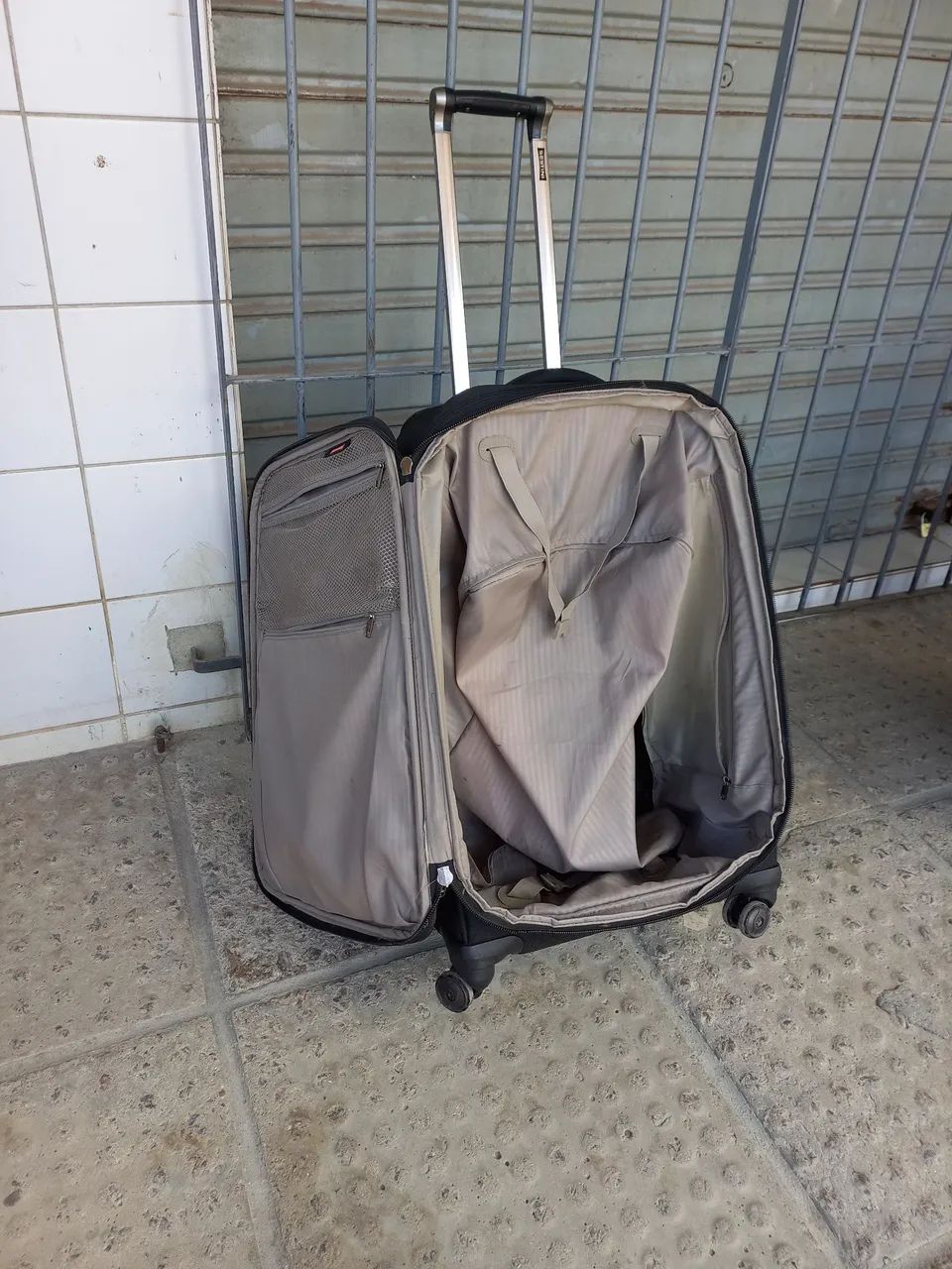 Mala de viagem 23kg muito top. - Foto 5