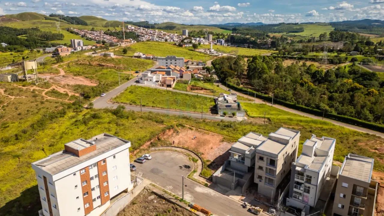 Terrenos Padrão em Poços de Caldas - Foto 3