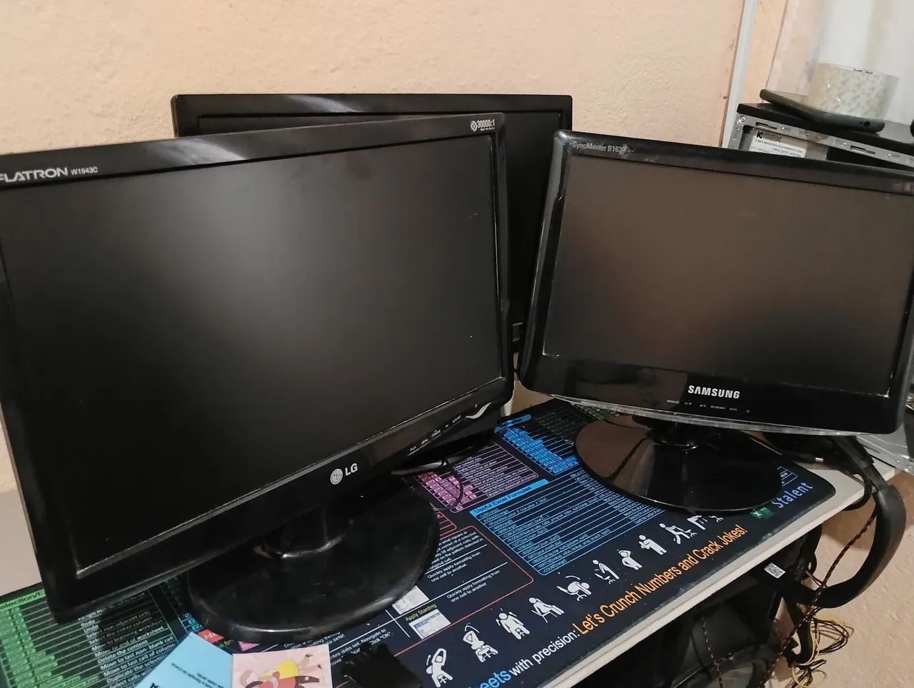 Monitor 19 e 16 polegadas 