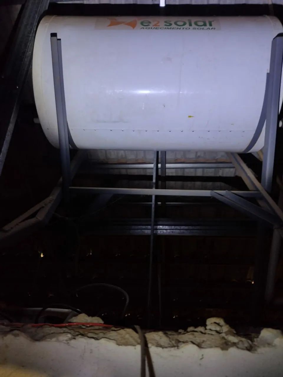 Aquecedor solar, boiler 200 litros e 2 placas 1x1m