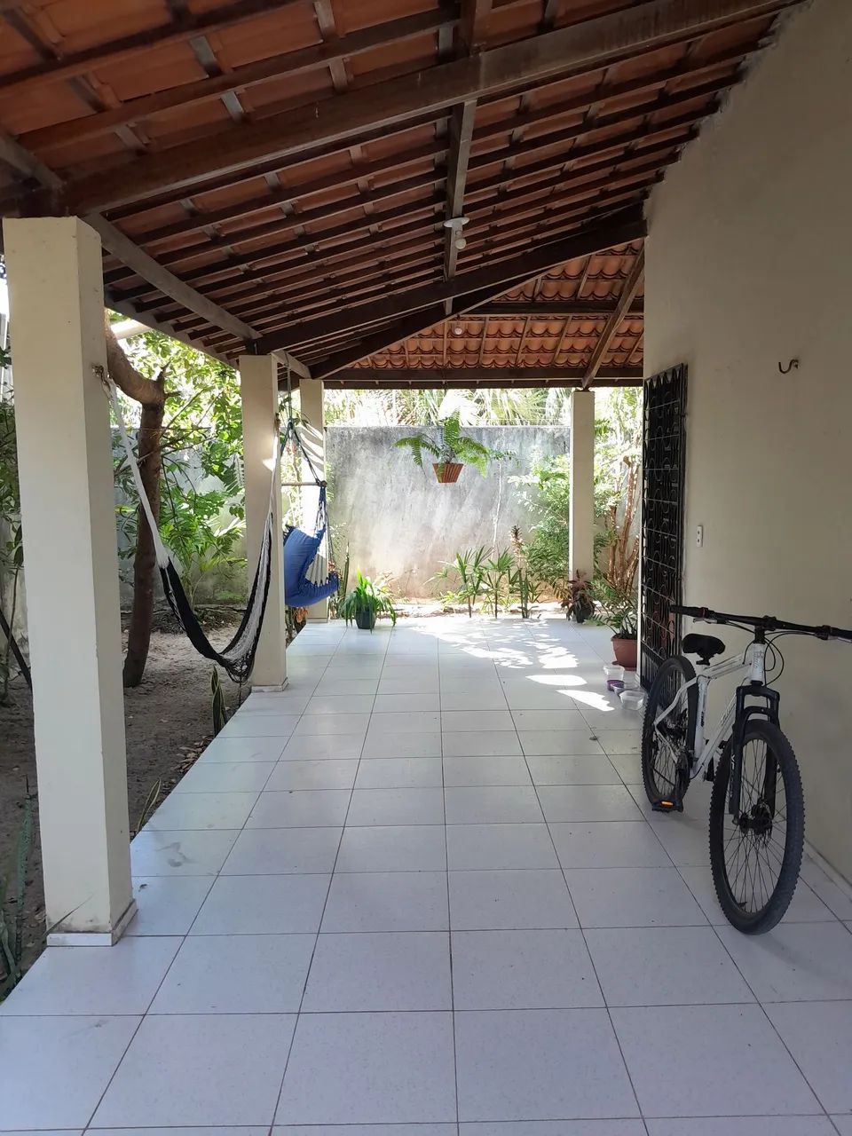 Casa próxima ao centro e praias - Foto 4