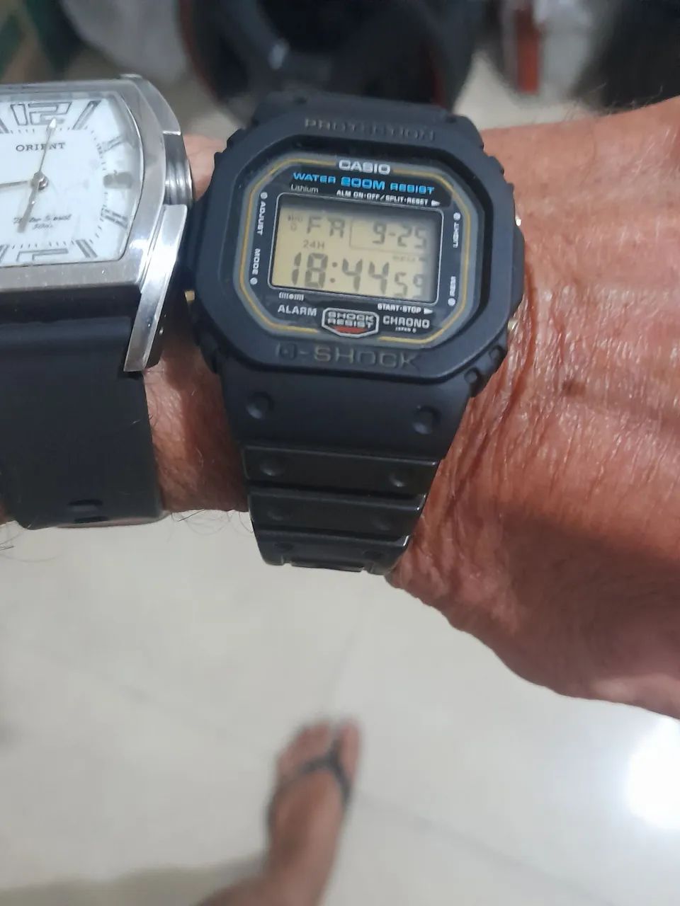 Vendo um relógio casio Gchoque funcionando perfeitamente 