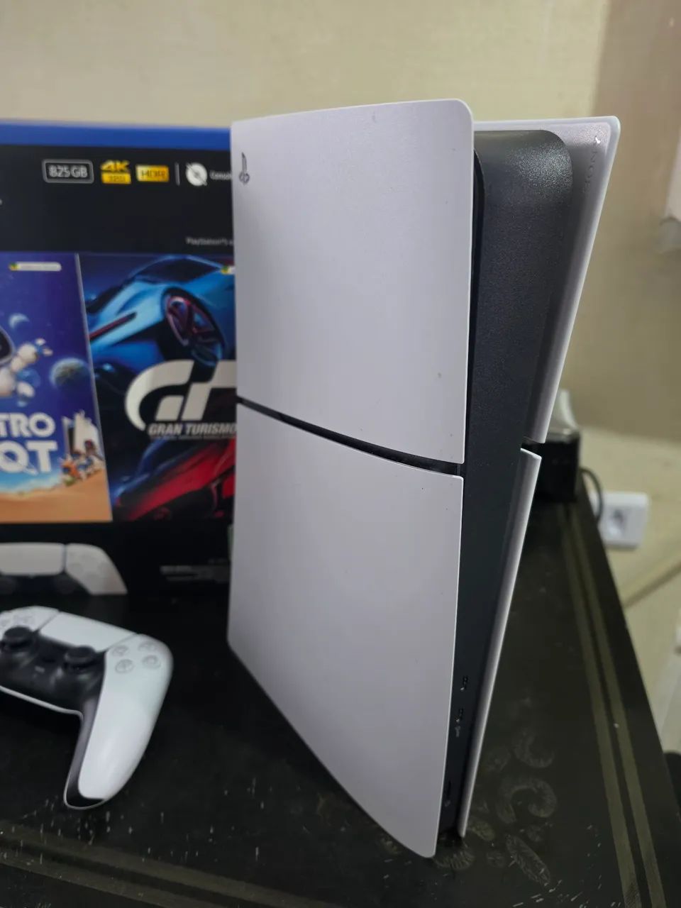 PS5 SLIM COM 1 MÊS DE COMPRADO! SÓ VENDA!! - Foto 2