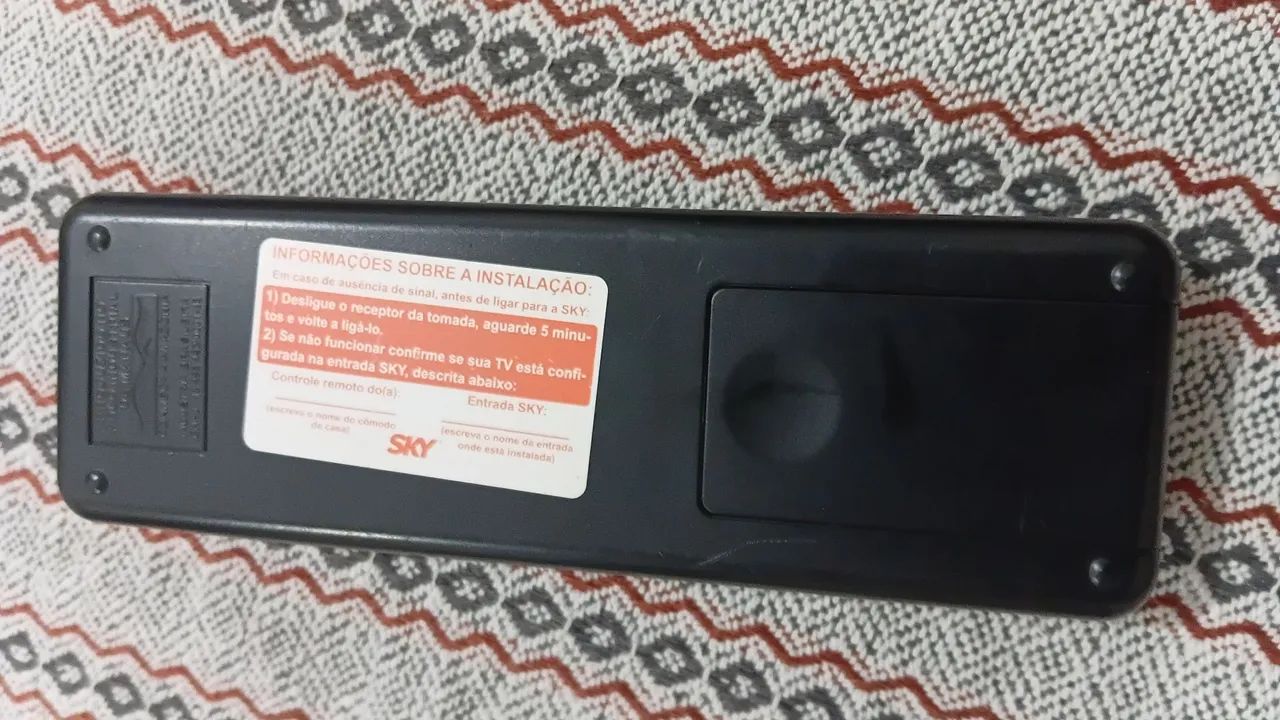 Controle remoto Sky D40 - Foto 2