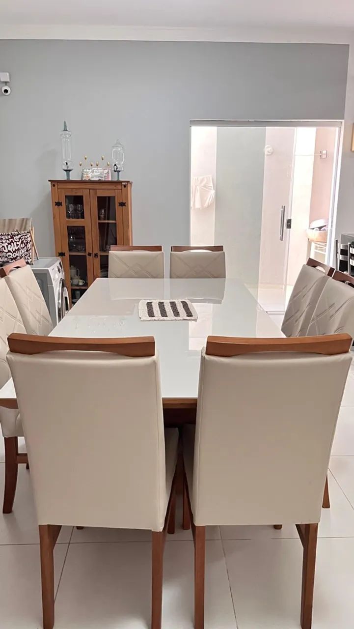 Jogo de Mesa com Cadeiras 8 lugares - Foto 2