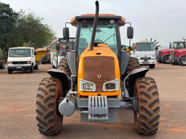 TRATOR VALTRA BM 110 4x4 Ano 2008 - Foto 3