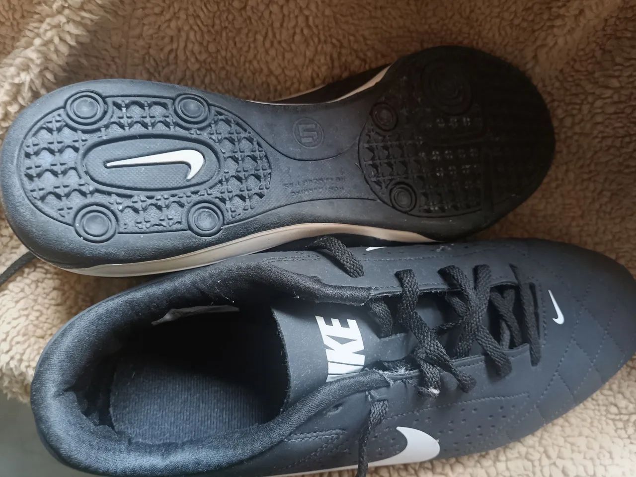 Chuteira society nike - Foto 2