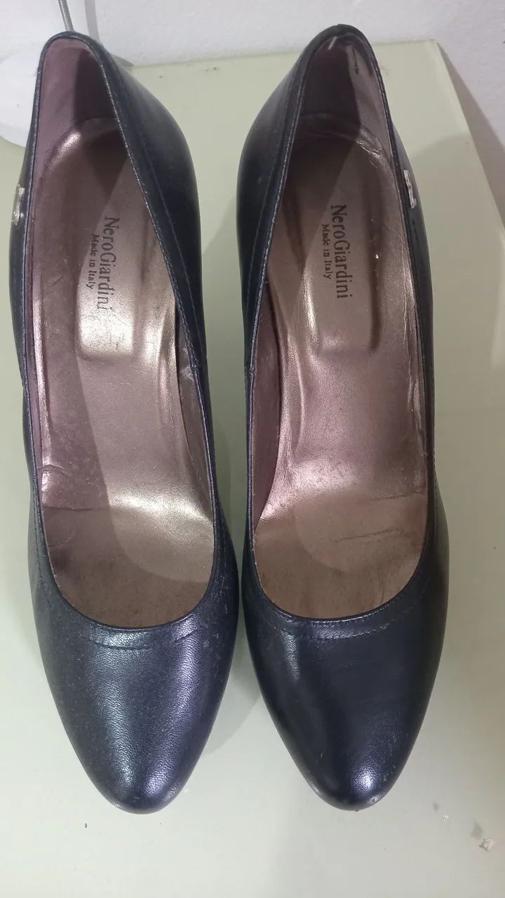 Vendo sapato 