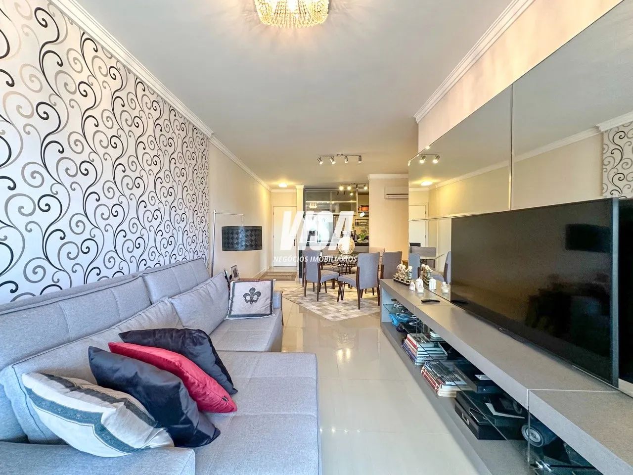 APARTAMENTO 3 DORMITÓRIOS 4 BANHEIROS! ALTO PADRÃO! - Foto 2