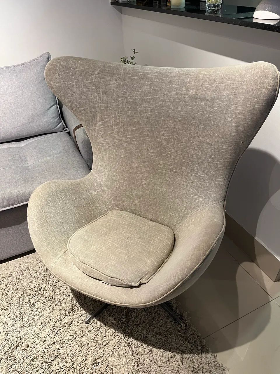 Poltrona EGG em ótimo estado  - Foto 2