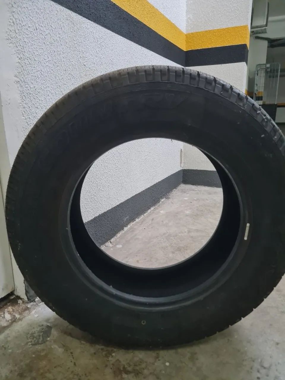 Pneu 245/65 R17 - Foto 3