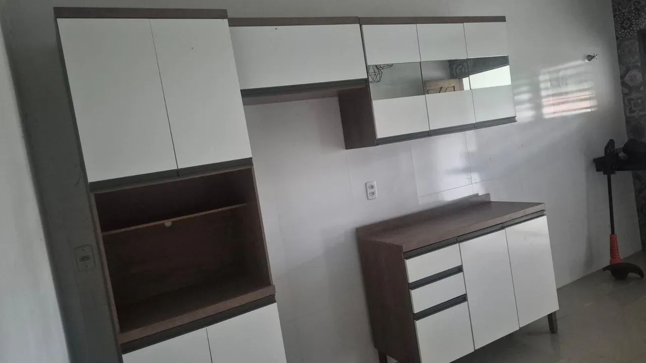 Armario completo com balcão 100% MDF