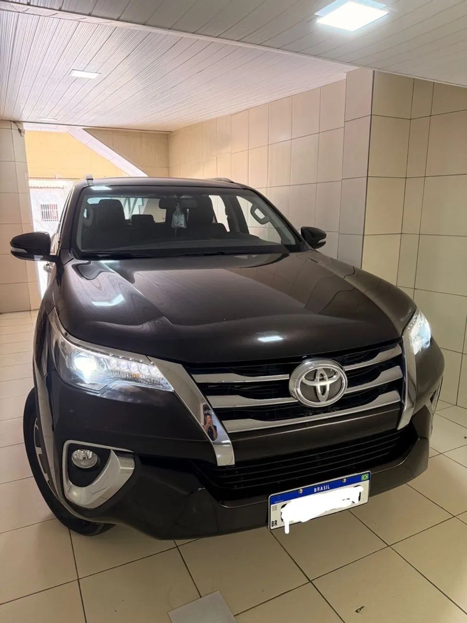 Toyota Hilux SRX 4X4 AT 2.8 TB 2016