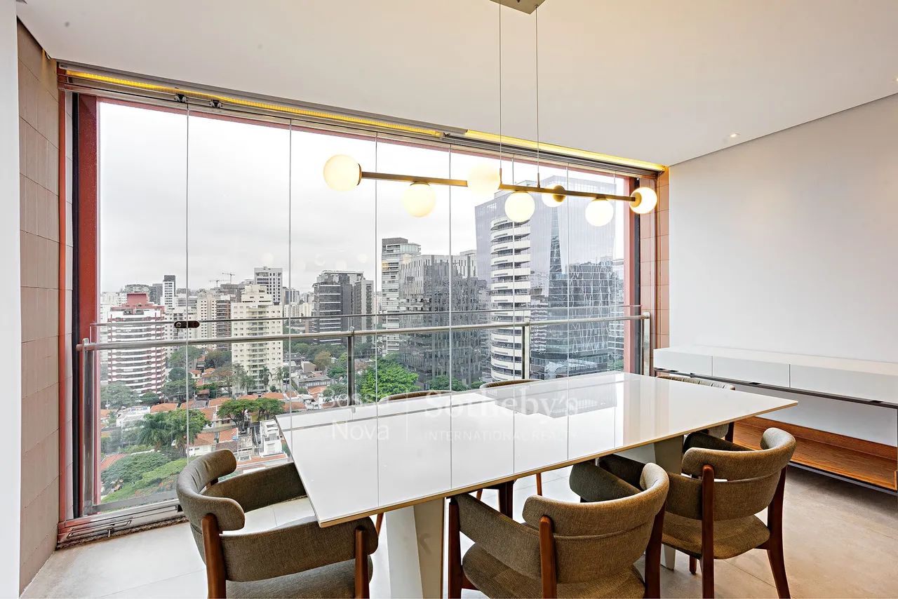 Pé-direito duplo e design assinado no coração do Itaim - Foto 4